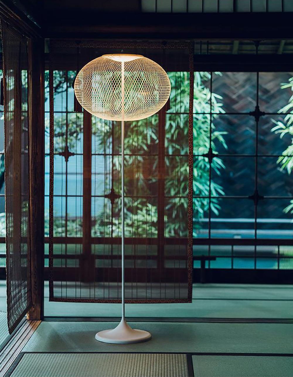 Metallic Meshwork Floor Lamp – Modern Sculptural LED Floor Lamp for Living Room & Bedroom