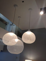 Metallic Meshwork Pendant Lamp