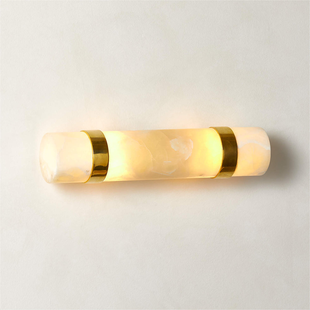 natalia-onyx-wall-lamp