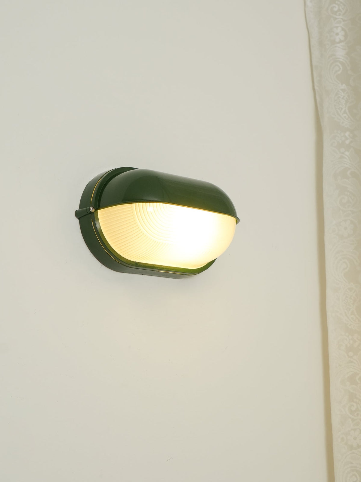 nauticus-outdoor-wall-lamp