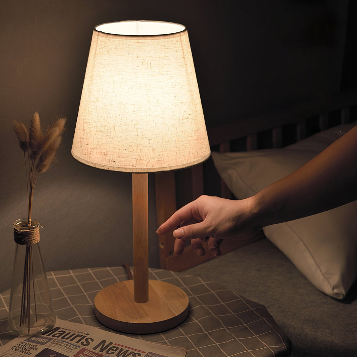 Navi Nordic Table Lamp