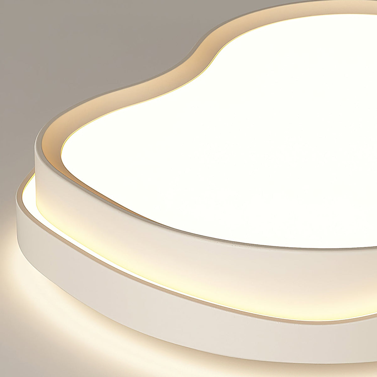Nebora Cloud LED Flush Mount Ceiling Light for Modern Interiors