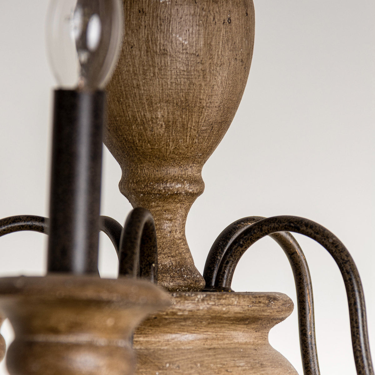 neddy-wood-chandelier
