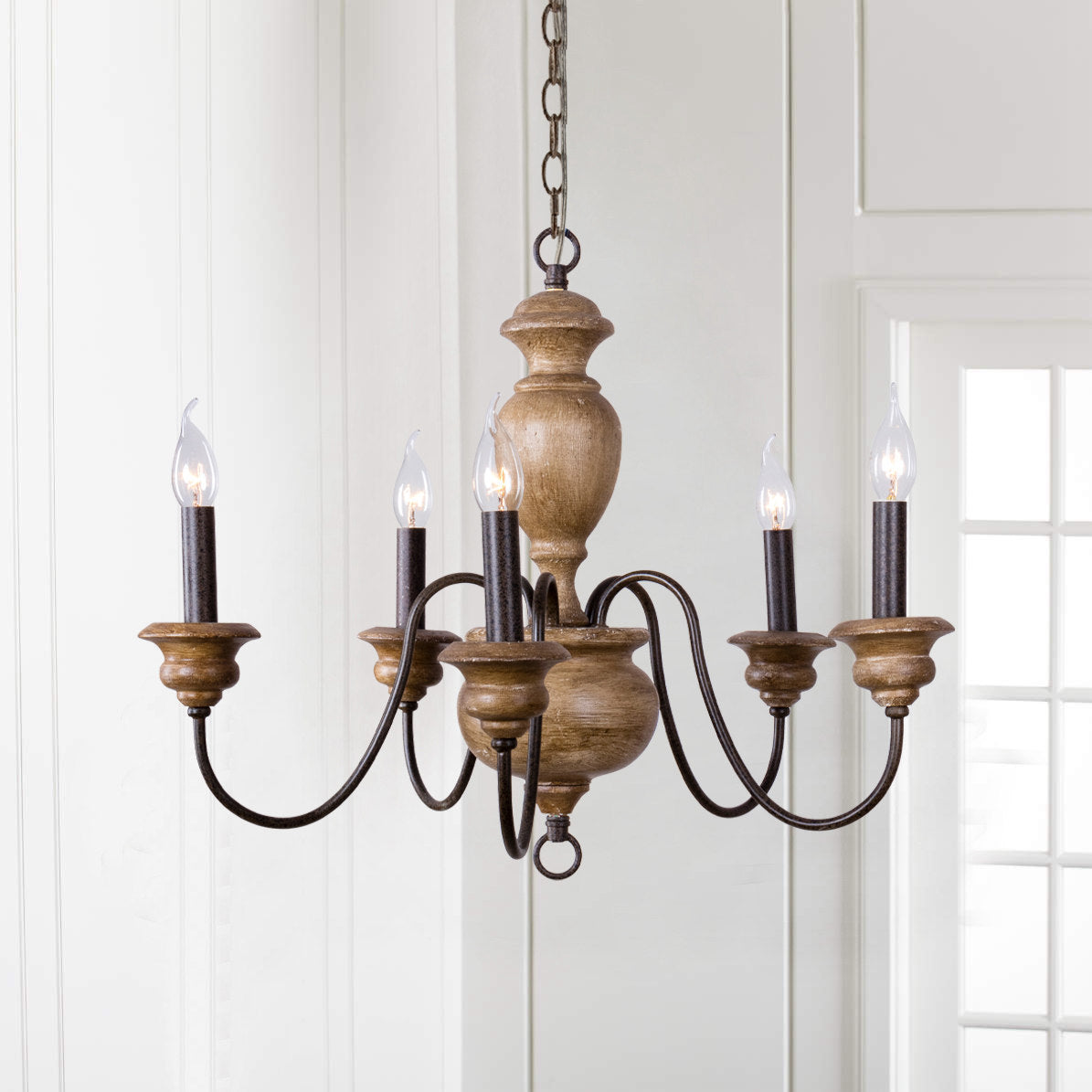 neddy-wood-chandelier