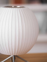 Tripod Bubble Table Lamp – Mid-Century Modern Sculptural Lighting