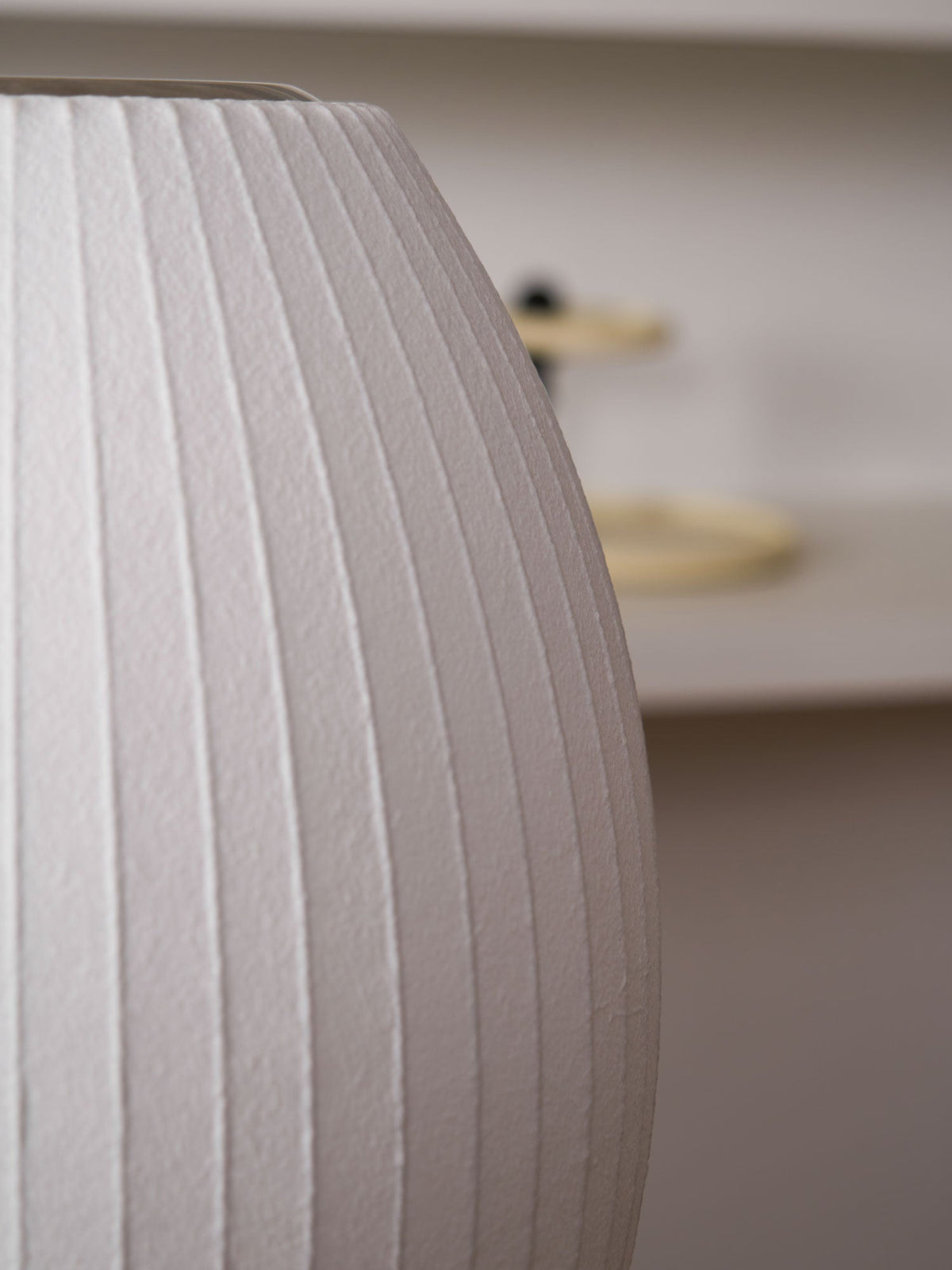 Tripod Bubble Table Lamp – Mid-Century Modern Sculptural Lighting