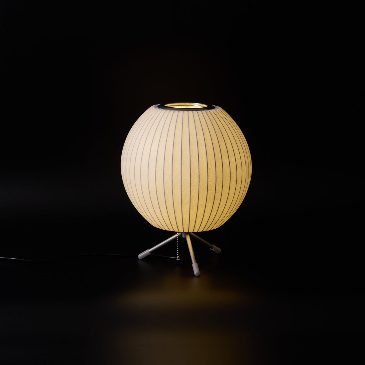 Tripod Bubble Table Lamp – Mid-Century Modern Sculptural Lighting
