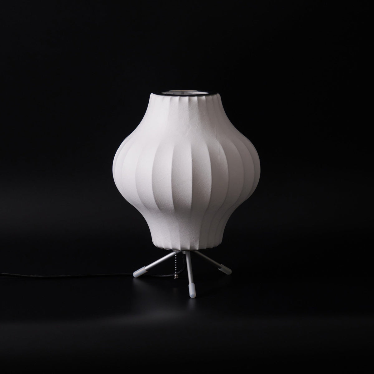 Tripod Bubble Table Lamp – Mid-Century Modern Sculptural Lighting