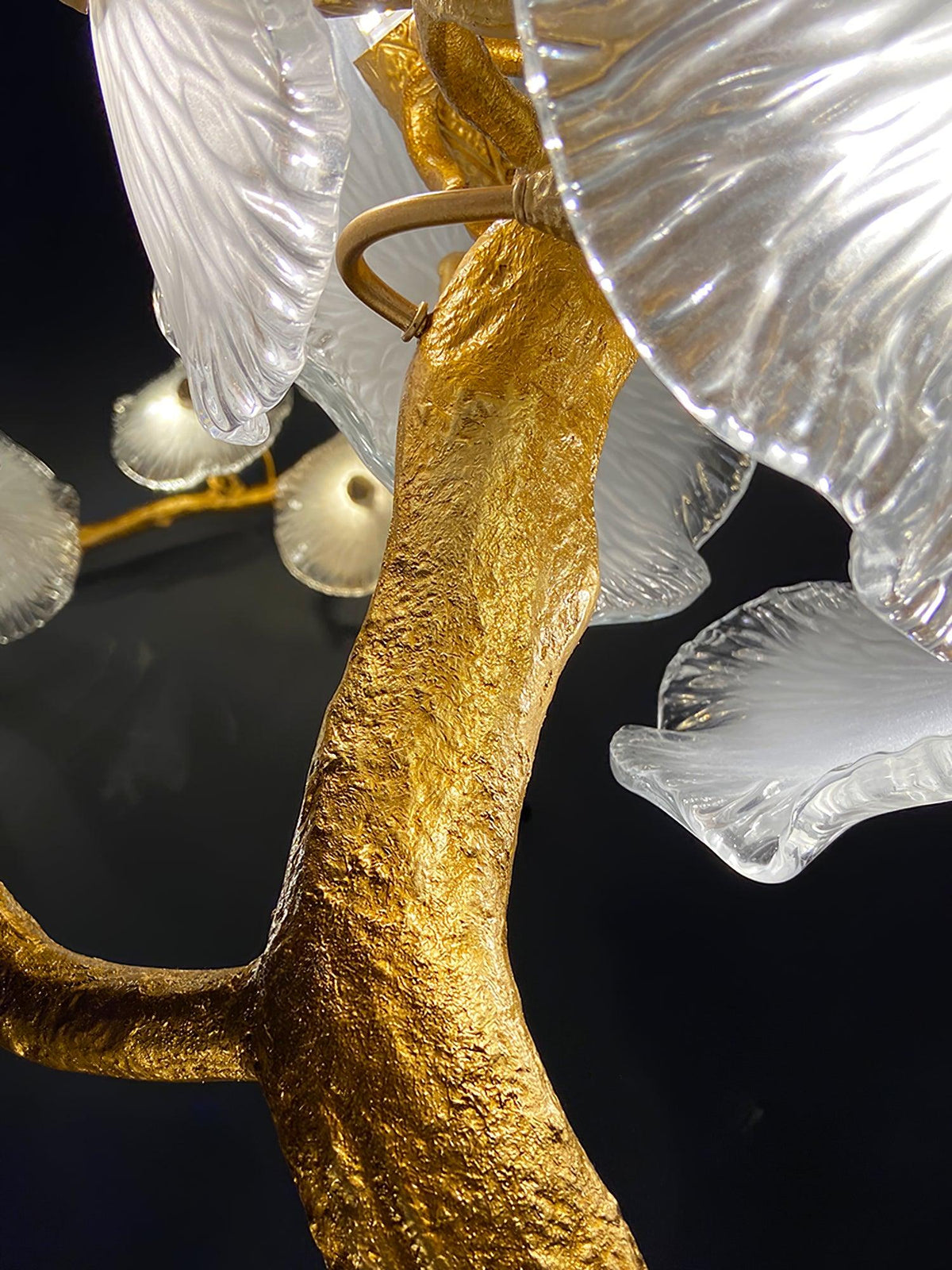 nenufar-horizontal-chandelier