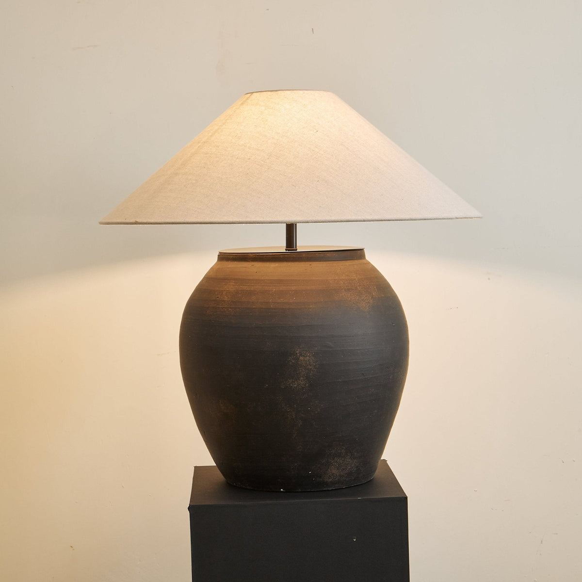 Noira Terracotta Table Lamp with Linen Shade for Ambient Bedroom Lighting