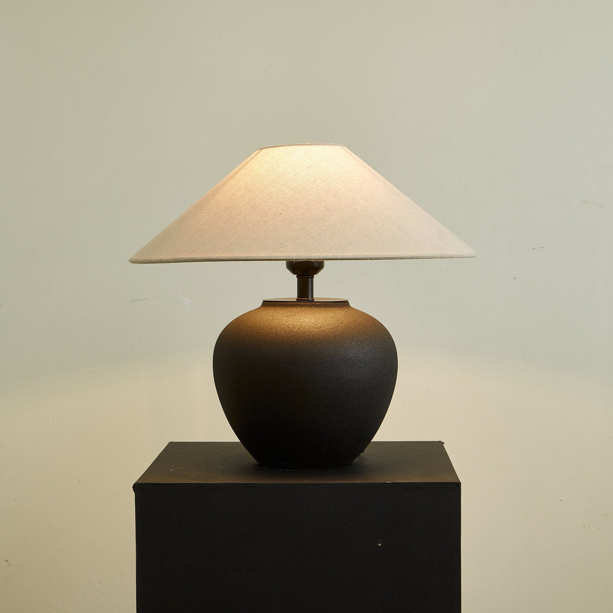 Noirveil Ceramic Table Lamp with Linen Shade for Modern Interiors