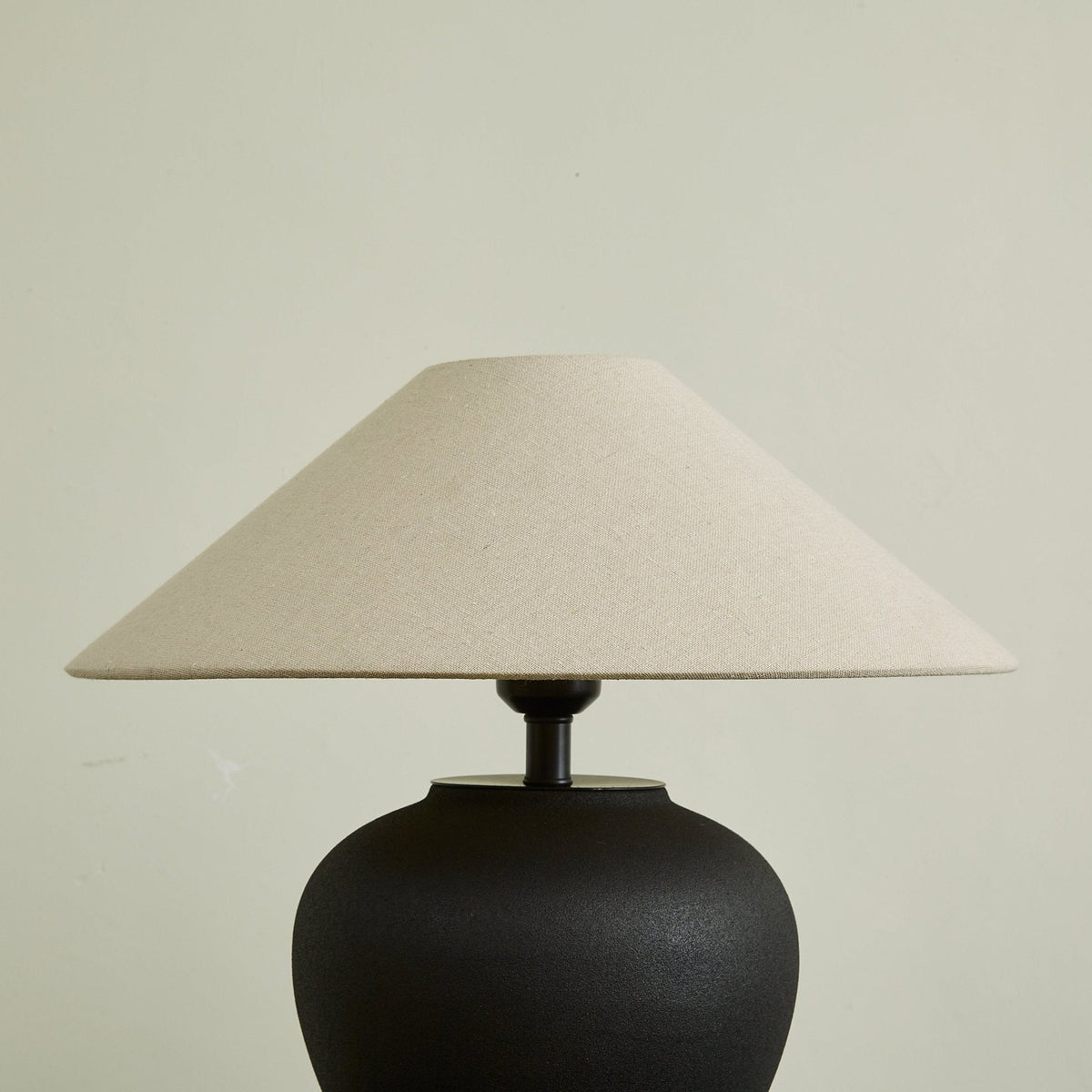 Noirveil Ceramic Table Lamp with Linen Shade for Modern Interiors
