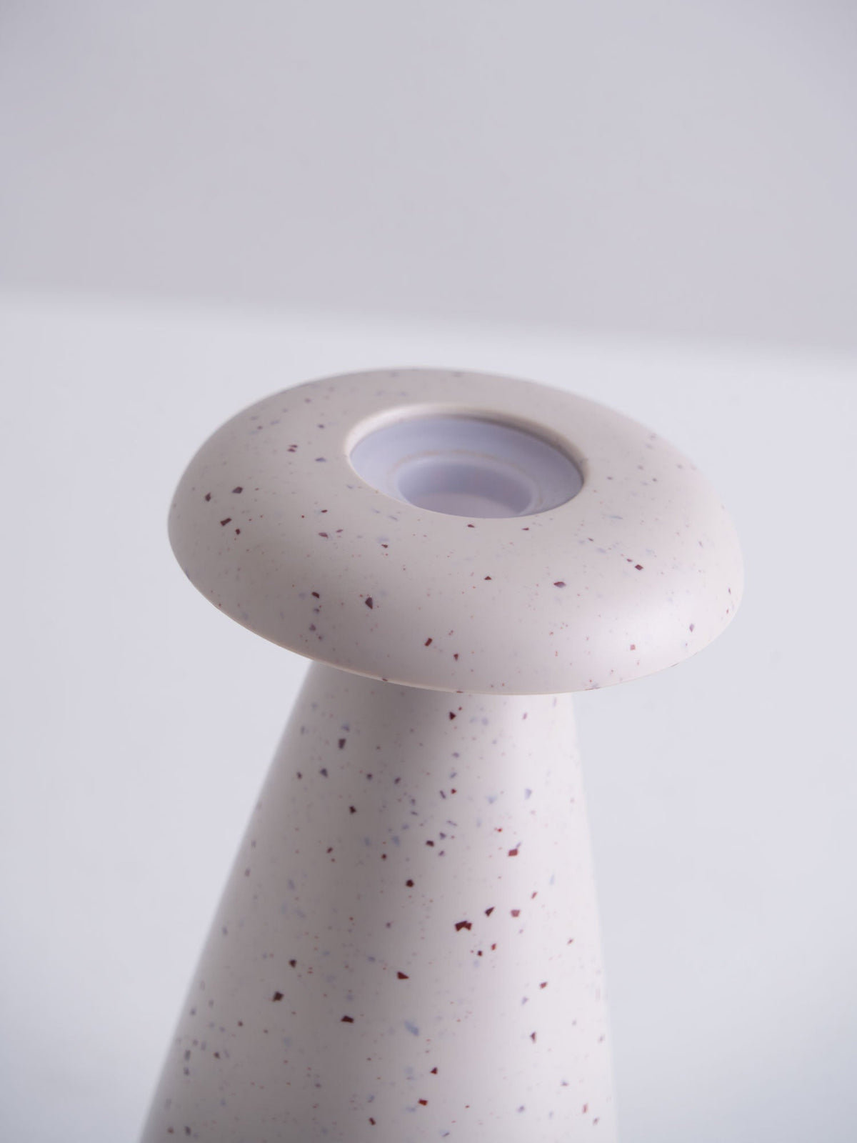 Noko Rechargeable Mushroom Table Lamp in Ceramic Finish