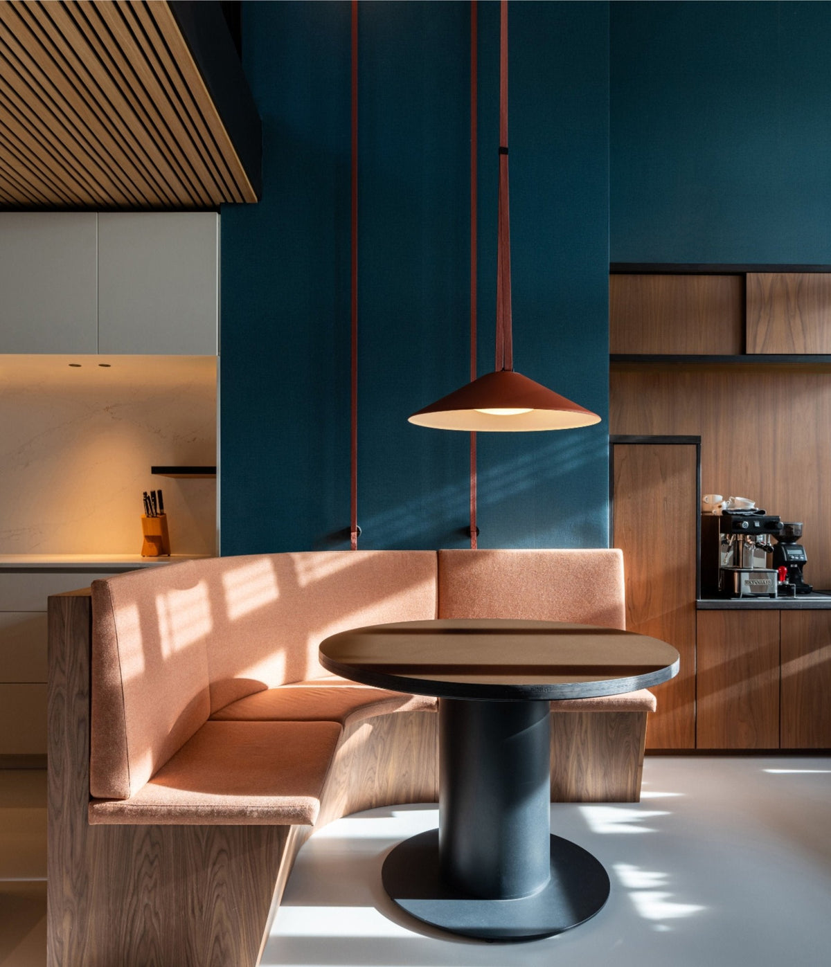 Nomar Canvas Pendant Light – Modern Minimalist LED Hanging Lamp
