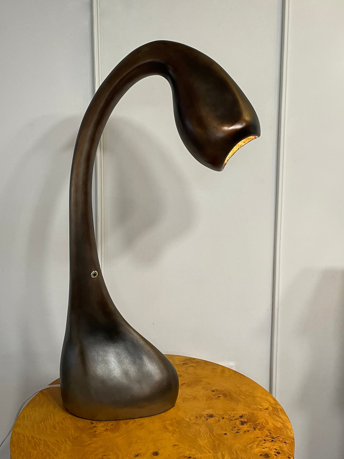 noor-grande-sculptural-floor-lamp