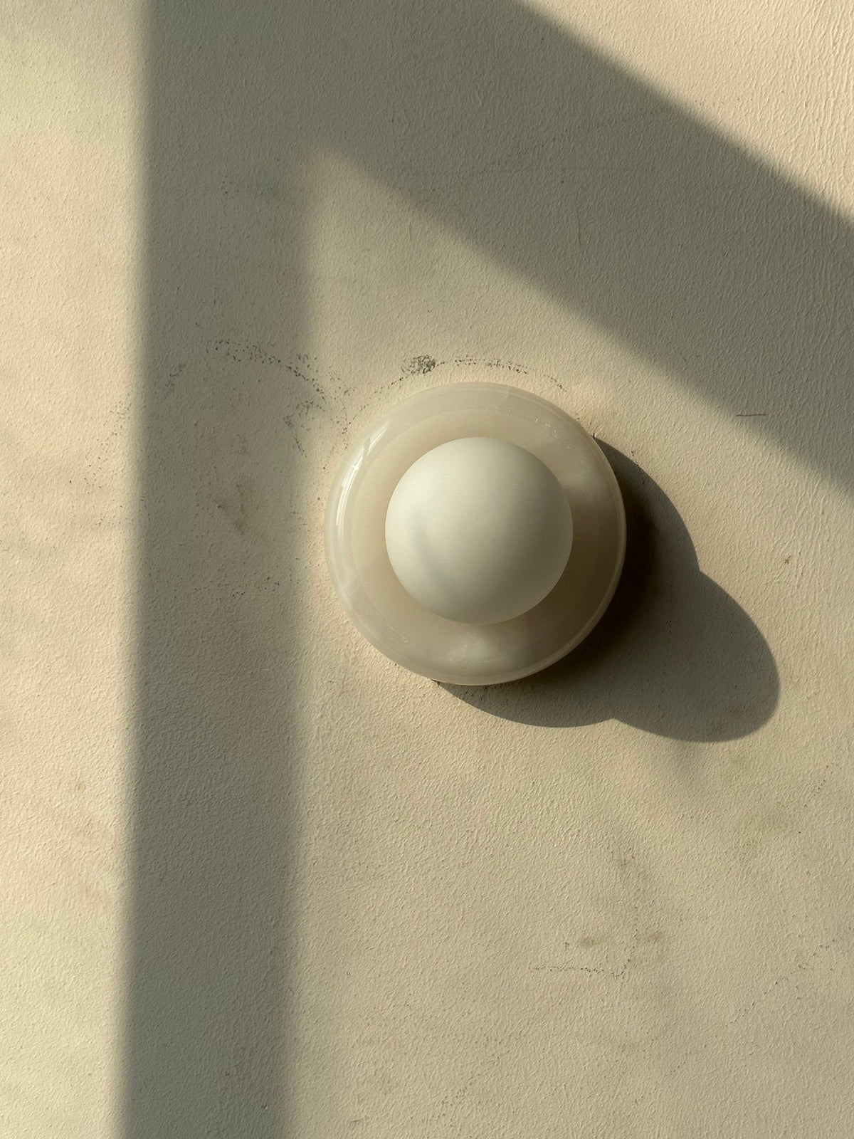 novi-jade-wall-lamp