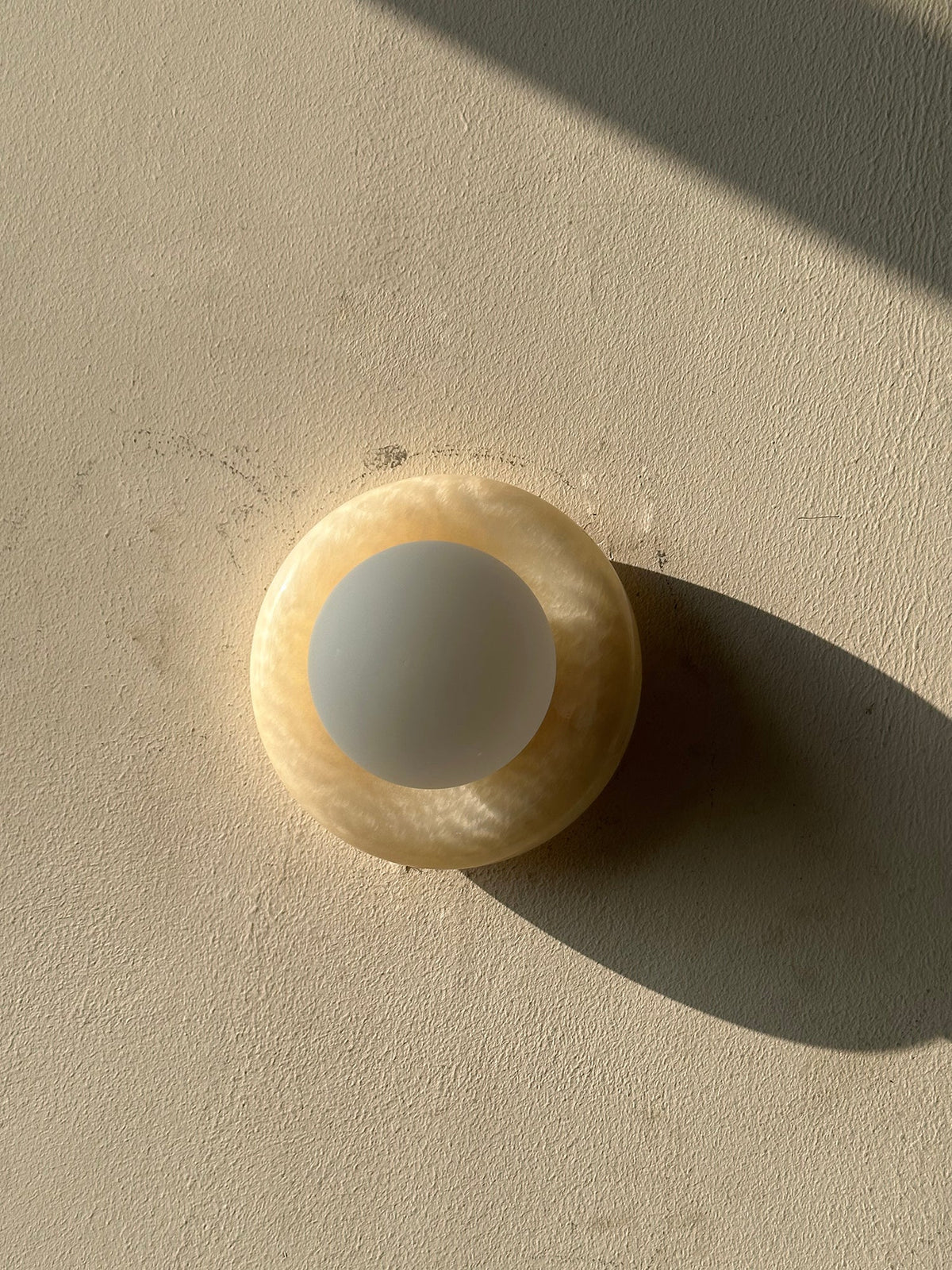 novi-jade-wall-lamp