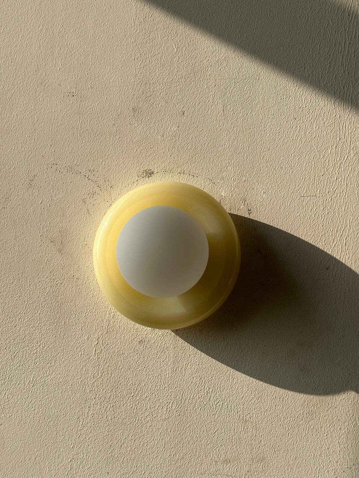 novi-jade-wall-lamp