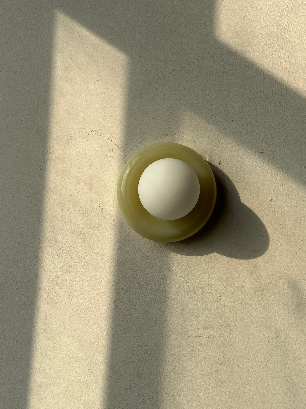 novi-jade-wall-lamp
