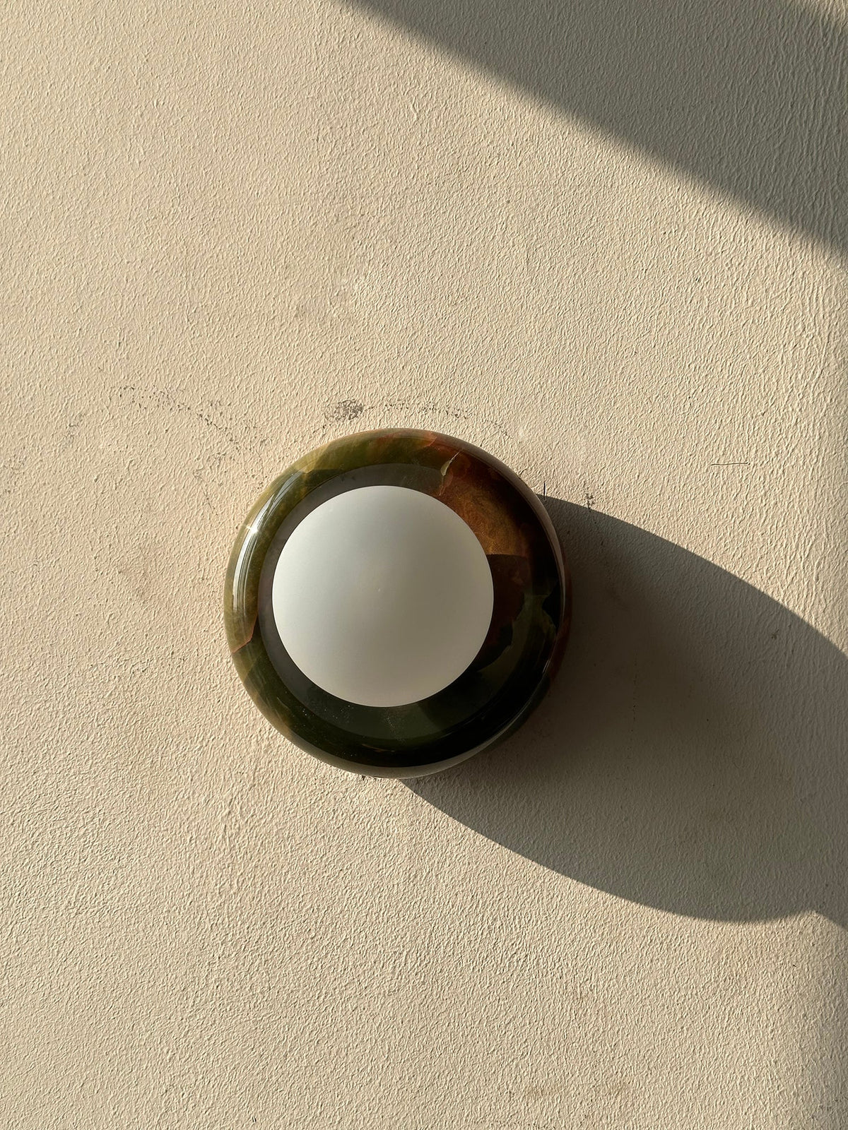 novi-jade-wall-lamp