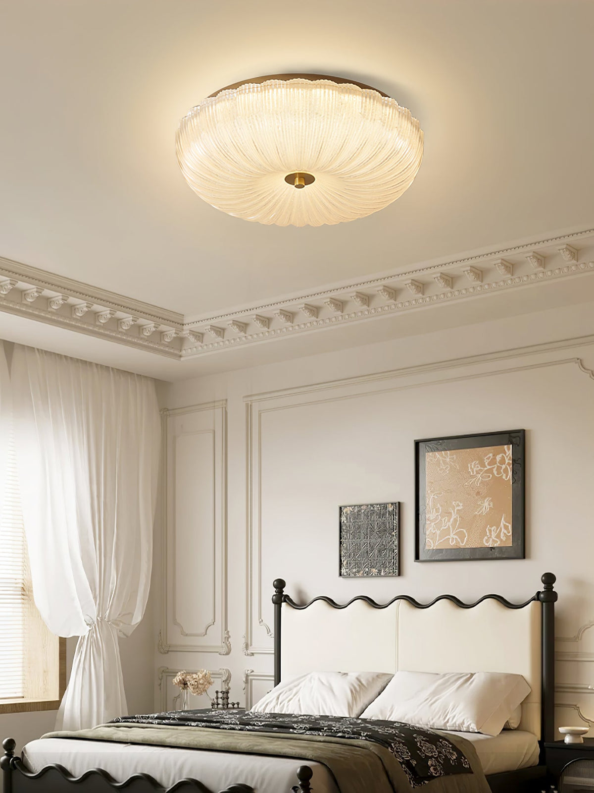 Ripple Glass Ceiling Light – Modern Flush Mount LED Fixture in Gold
