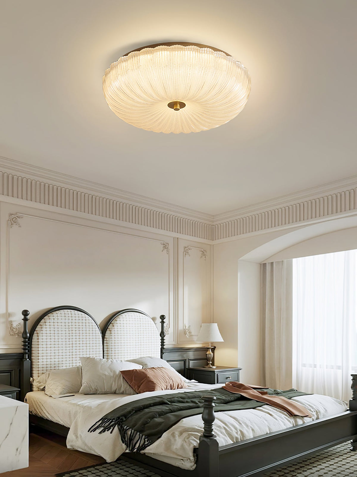 Ripple Glass Ceiling Light – Modern Flush Mount LED Fixture in Gold