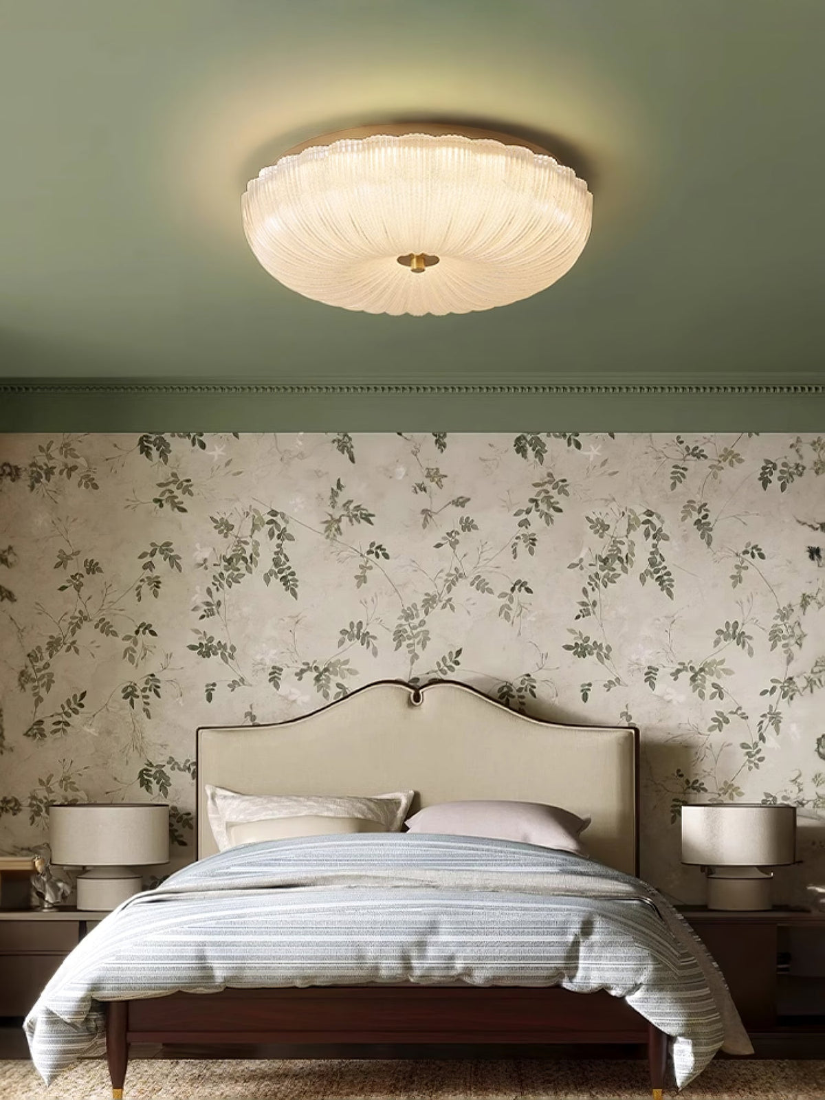 Ripple Glass Ceiling Light – Modern Flush Mount LED Fixture in Gold