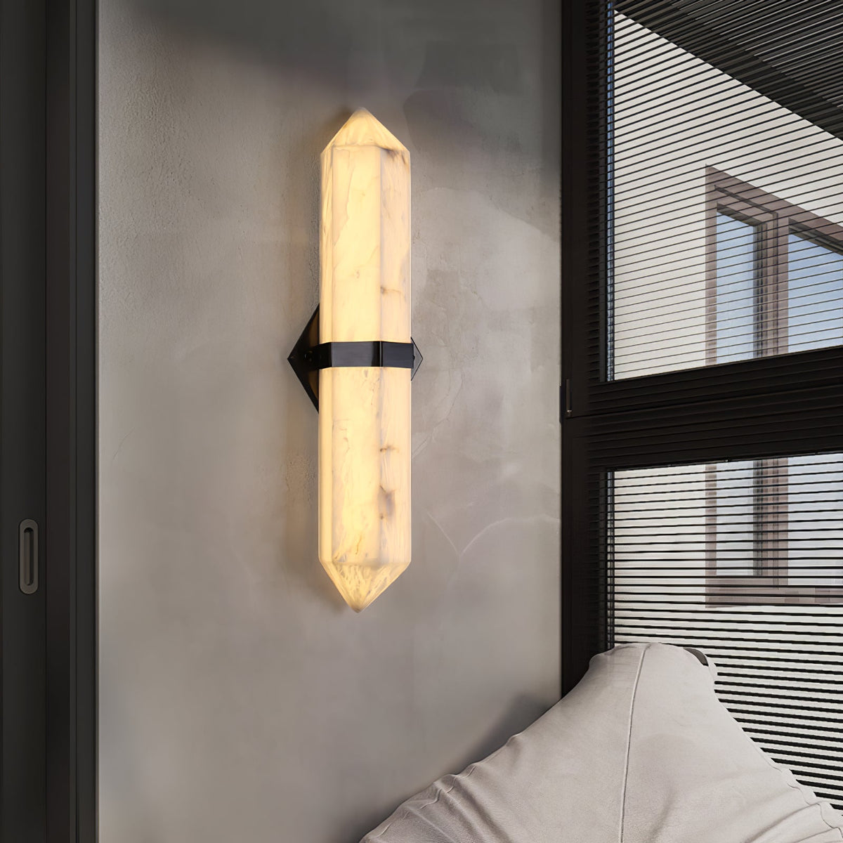 Alabaster Obelisk Wall Sconce – Modern LED Wall Light in Gold