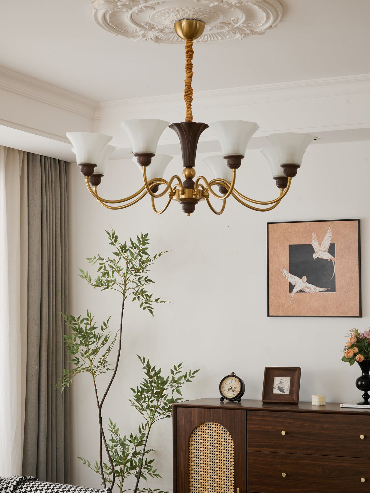 Octavia Modern Wood and Glass Chandelier, Eight-Light Gold Accent Pendant for Dining Room and Living Room