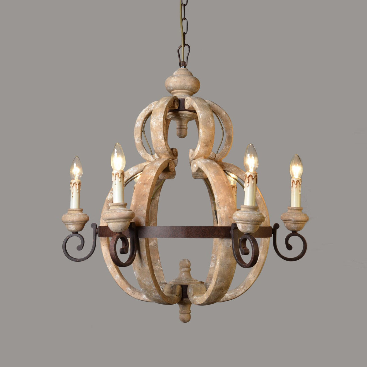 odum-traditional-chandelier