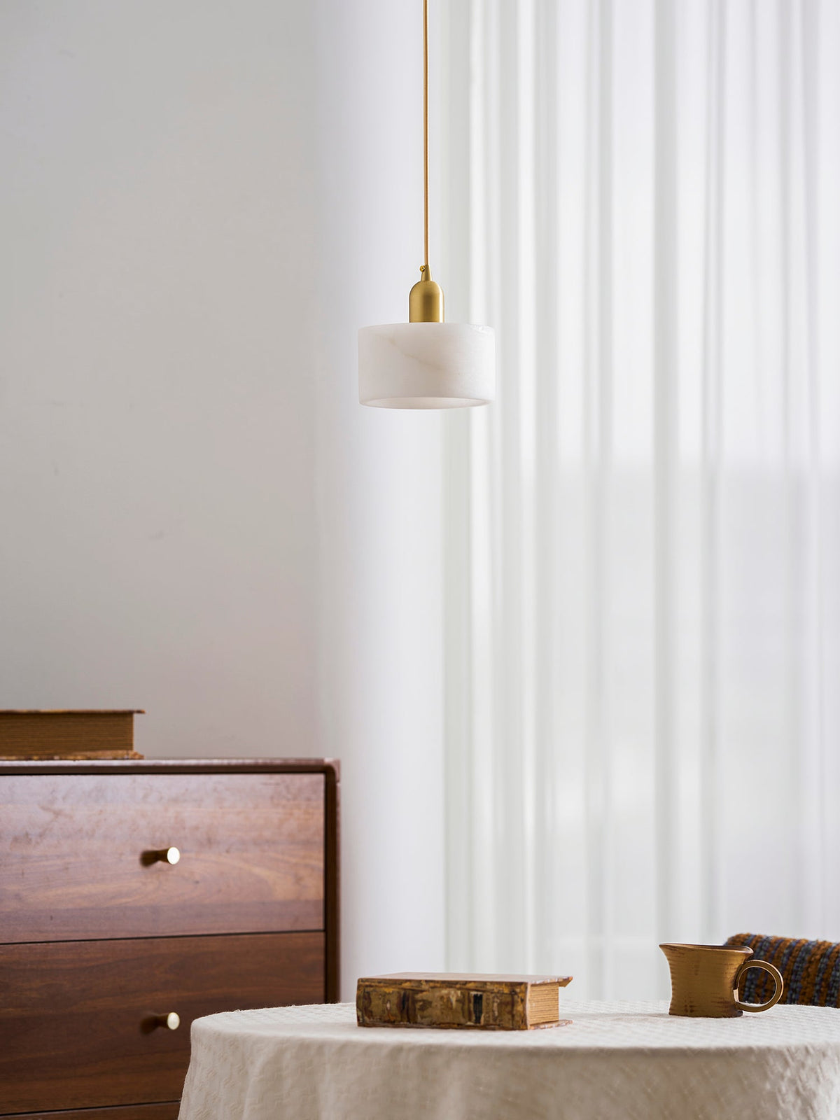 Odyssey Alabaster Pendant Light – Natural Stone & Brass Modern Hanging Lamp