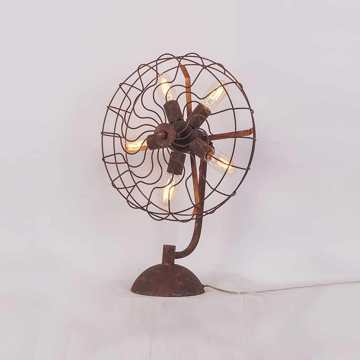 old-style-fan-table-lamp