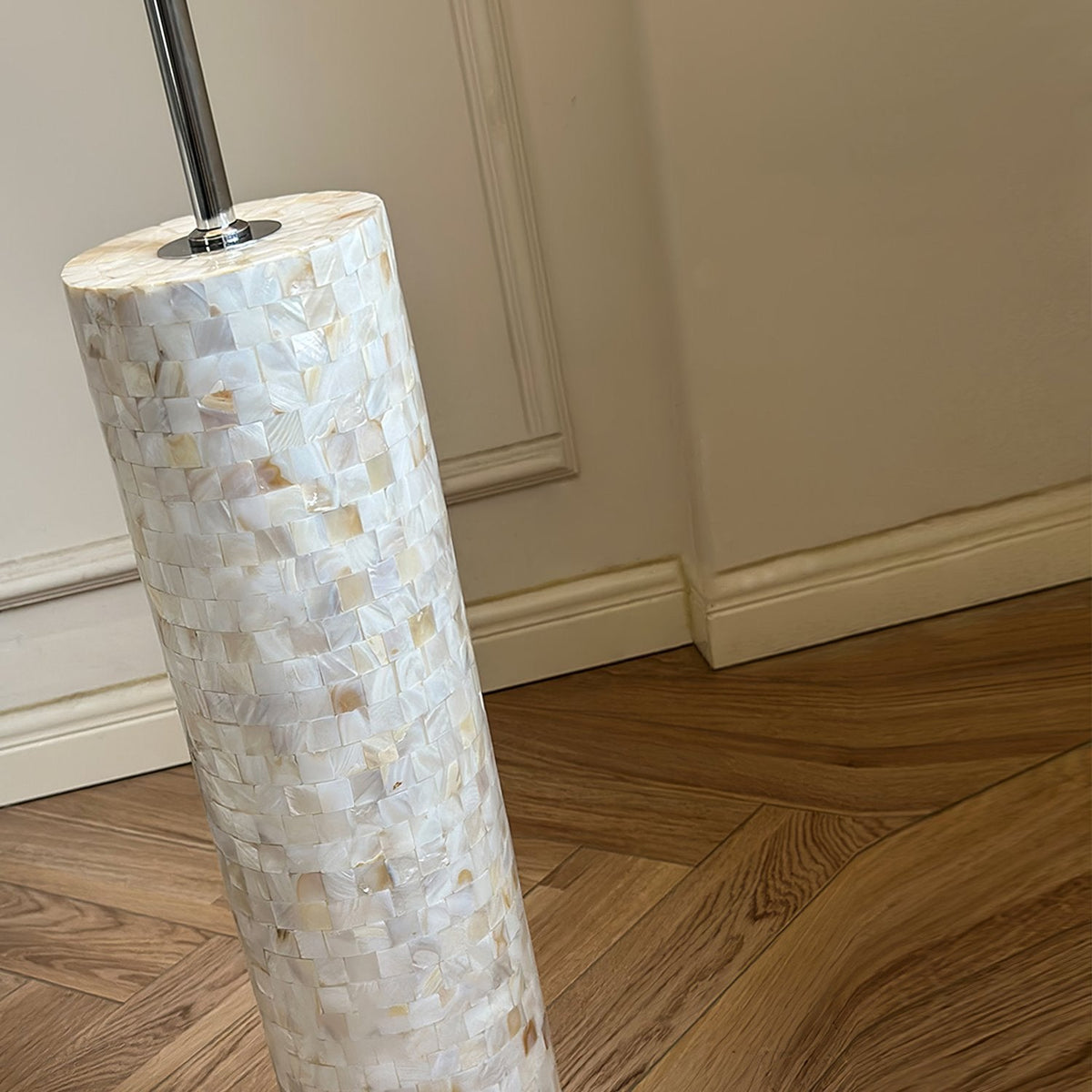 Ollie Floor Lamp