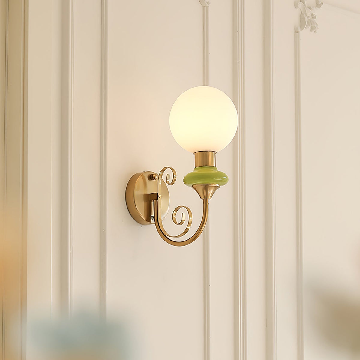 Onyx Plug-in Wall Sconce with Green Glass Shade in Gold Finish