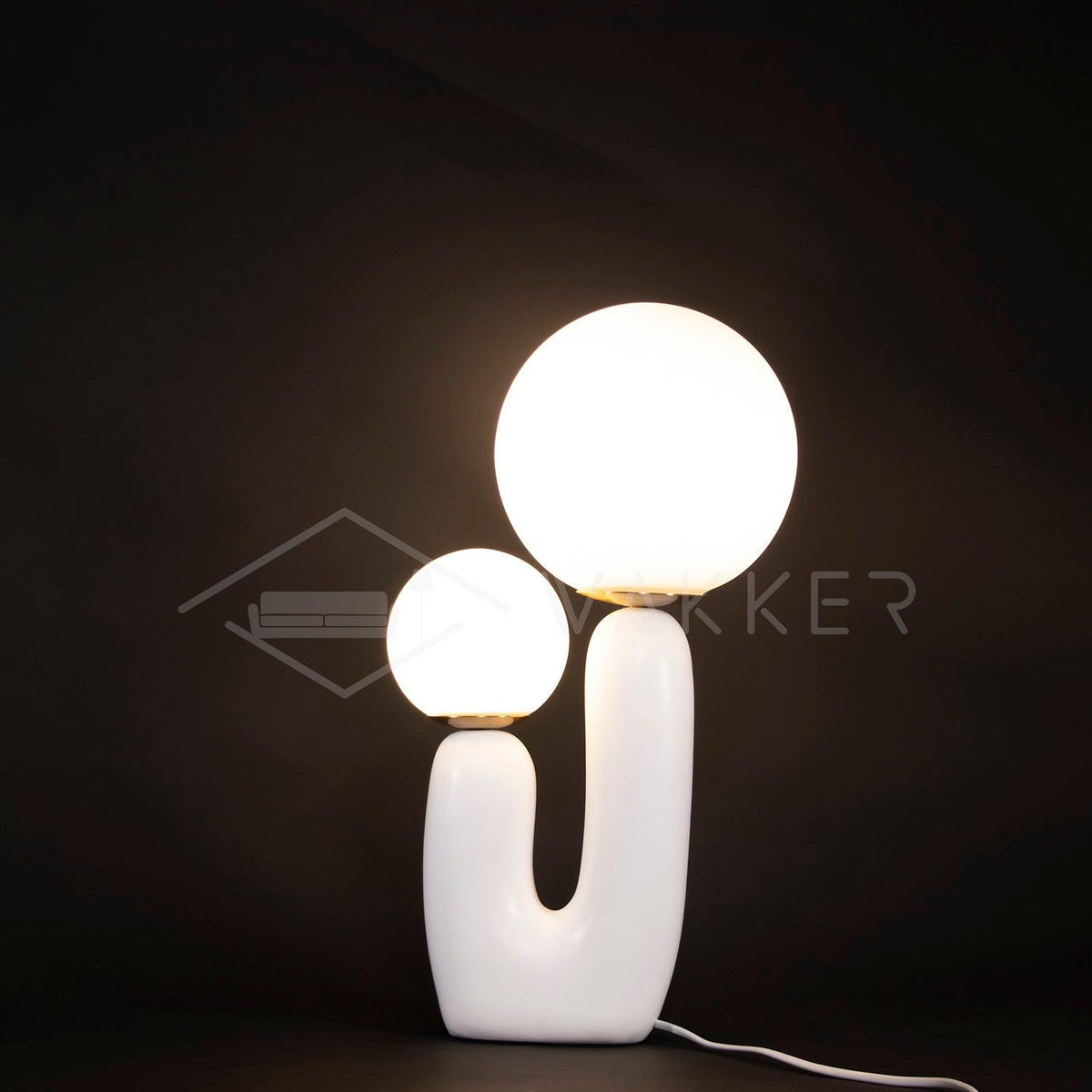 Oo_Smooth_Table_Lamp