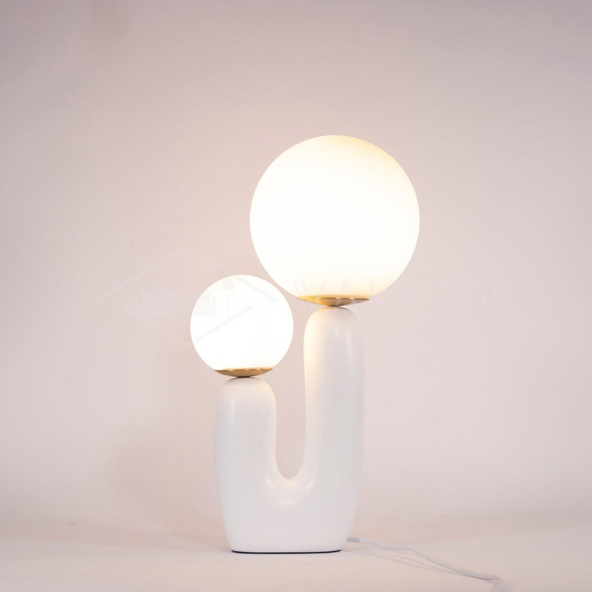 Oo_Smooth_Table_Lamp