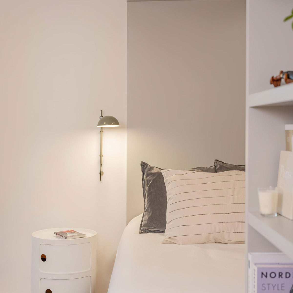 orbis-wall-lamp