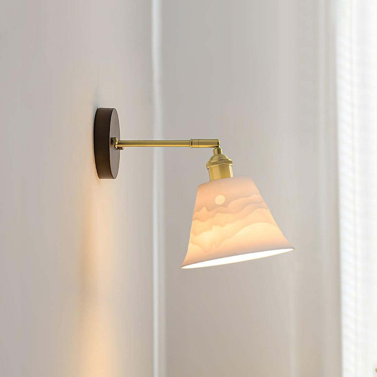 oriel-swingley-wall-lamp