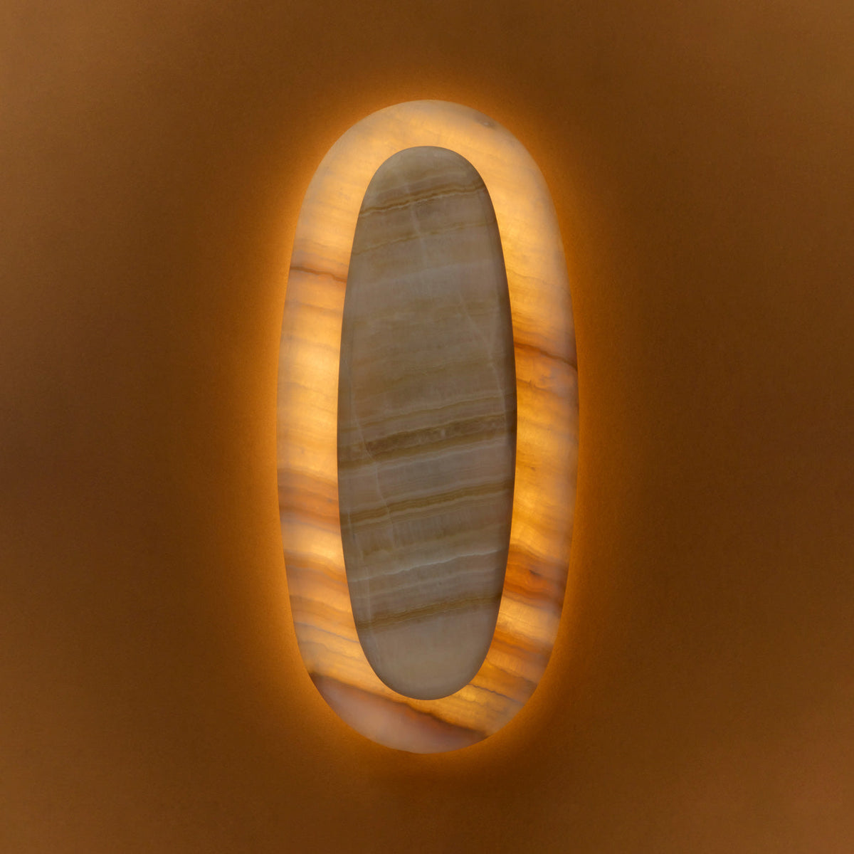 oro-onyx-wall-lamp