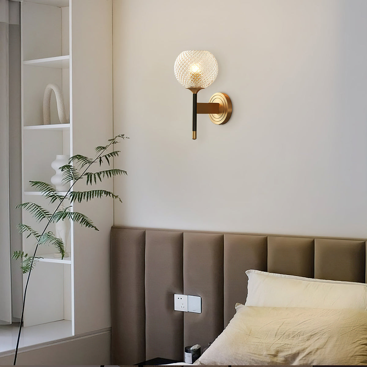 orrefors-ball-brass-wall-lamp