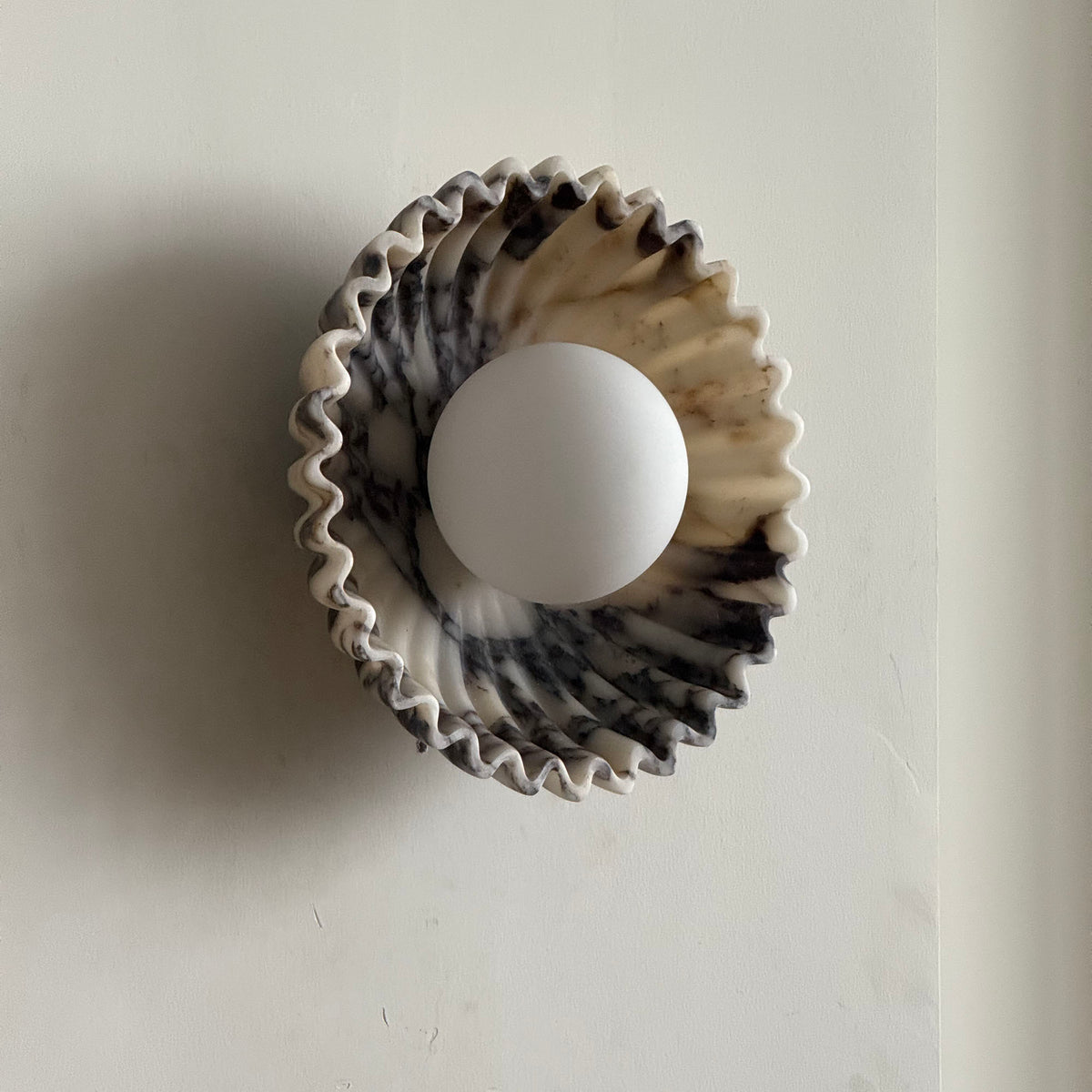 ostro-marble-small-sconce