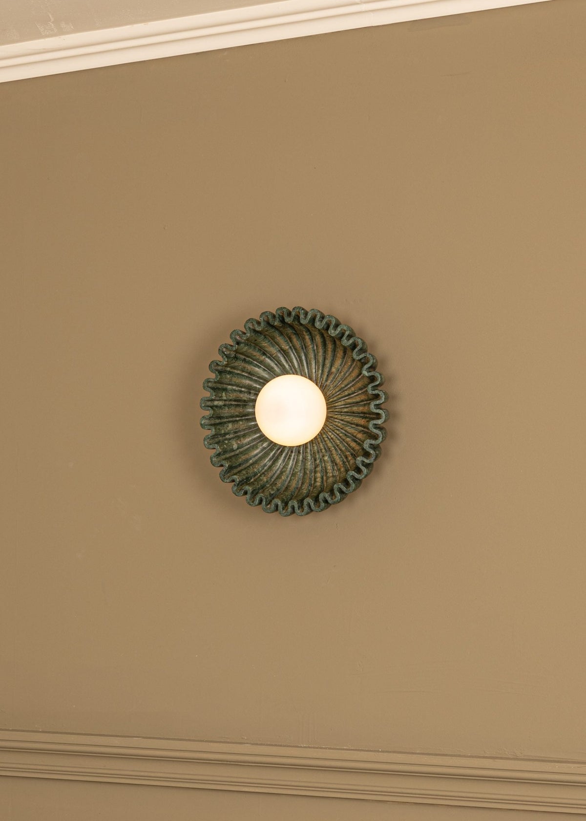 ostro-marble-wall-lamp