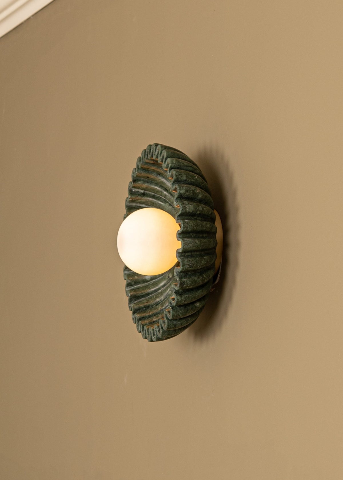 ostro-marble-wall-lamp
