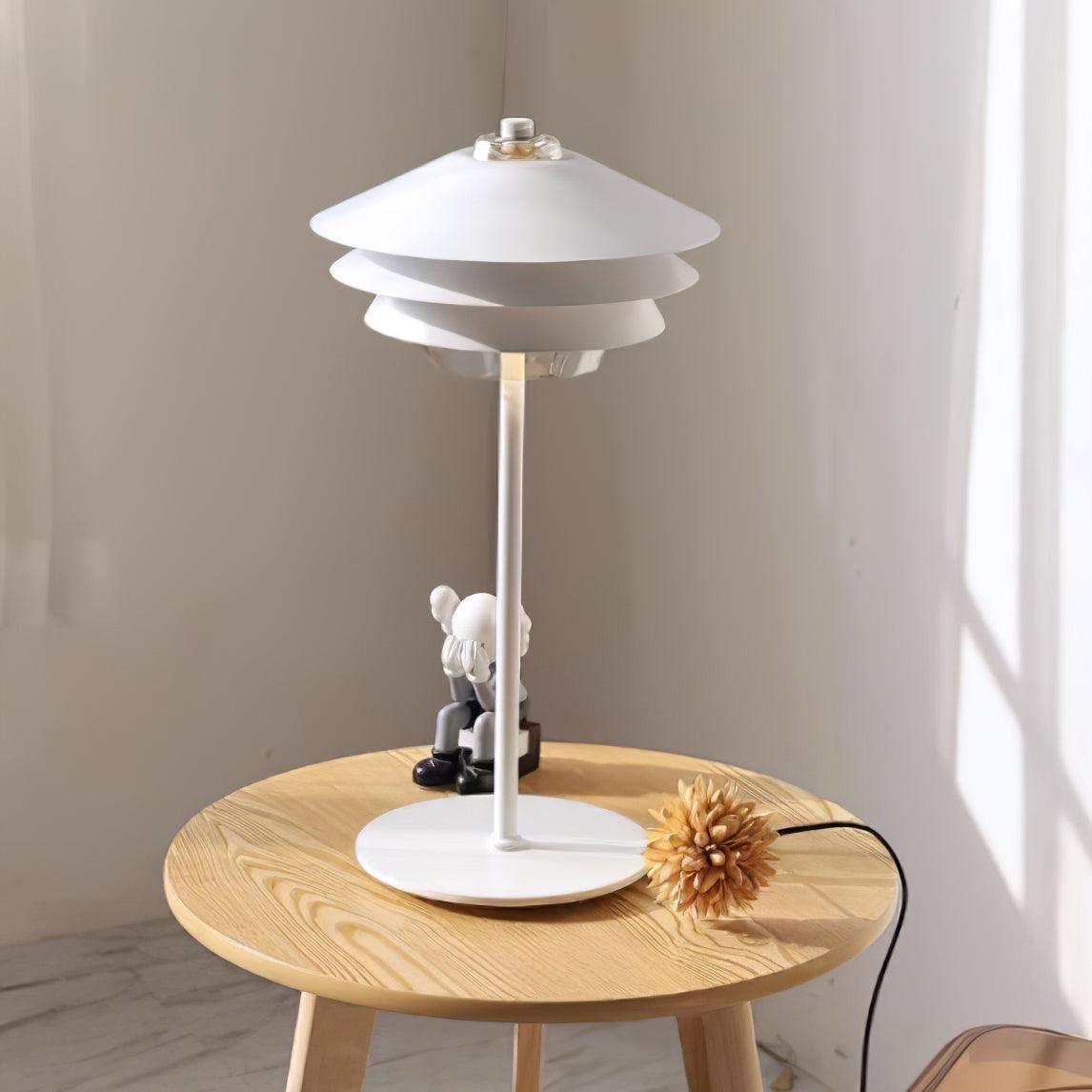 overlay-table-lamp