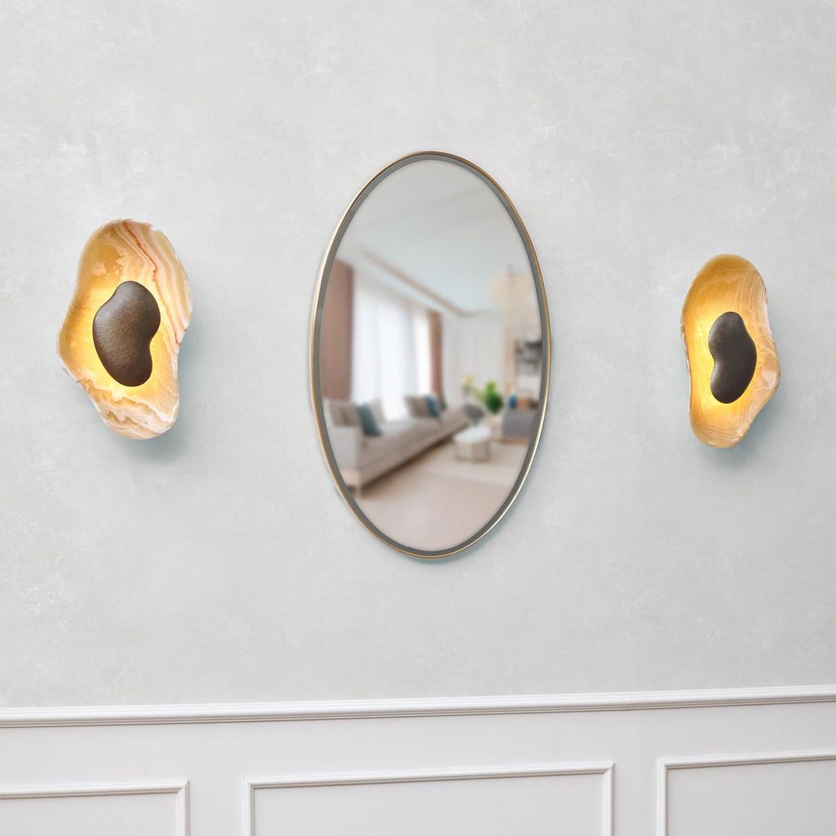 oyster-hammered-onyx-sconce