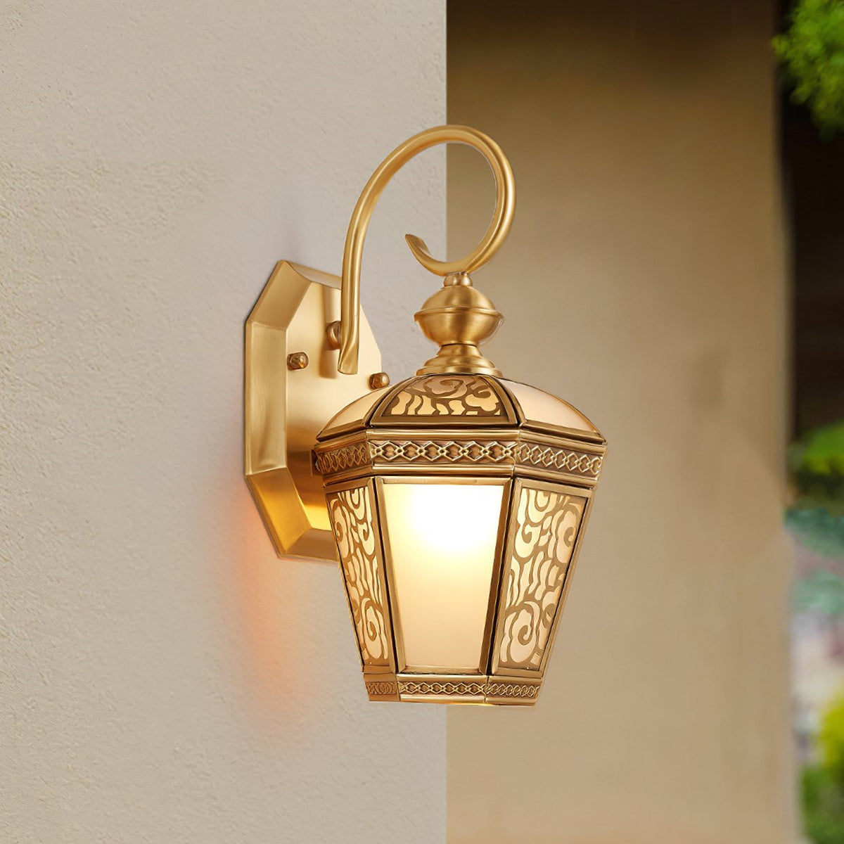 Palace Pattern Wall Lamp
