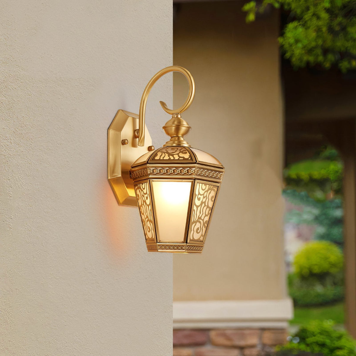 Palace Pattern Wall Lamp