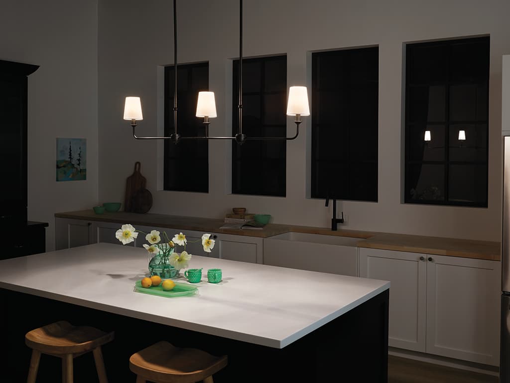 pallas-linear-chandelier
