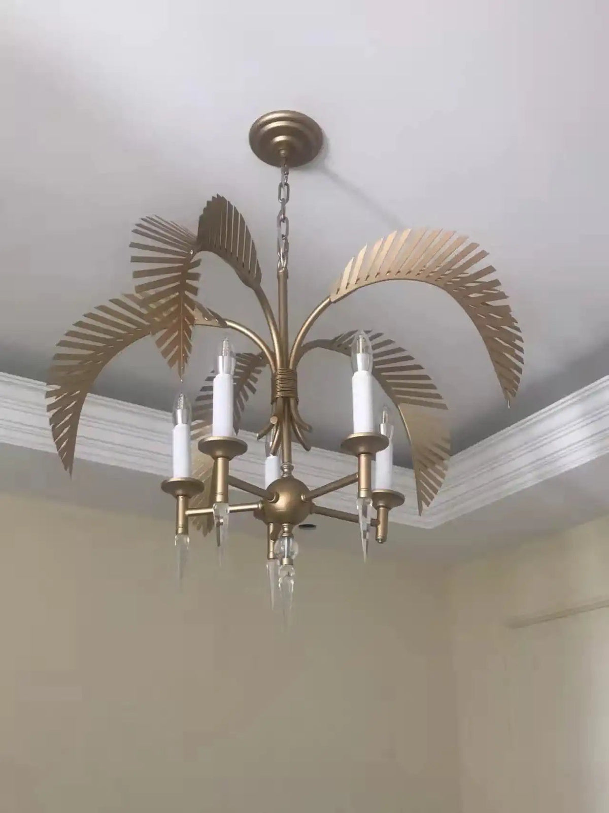 palm-frond-chandelier