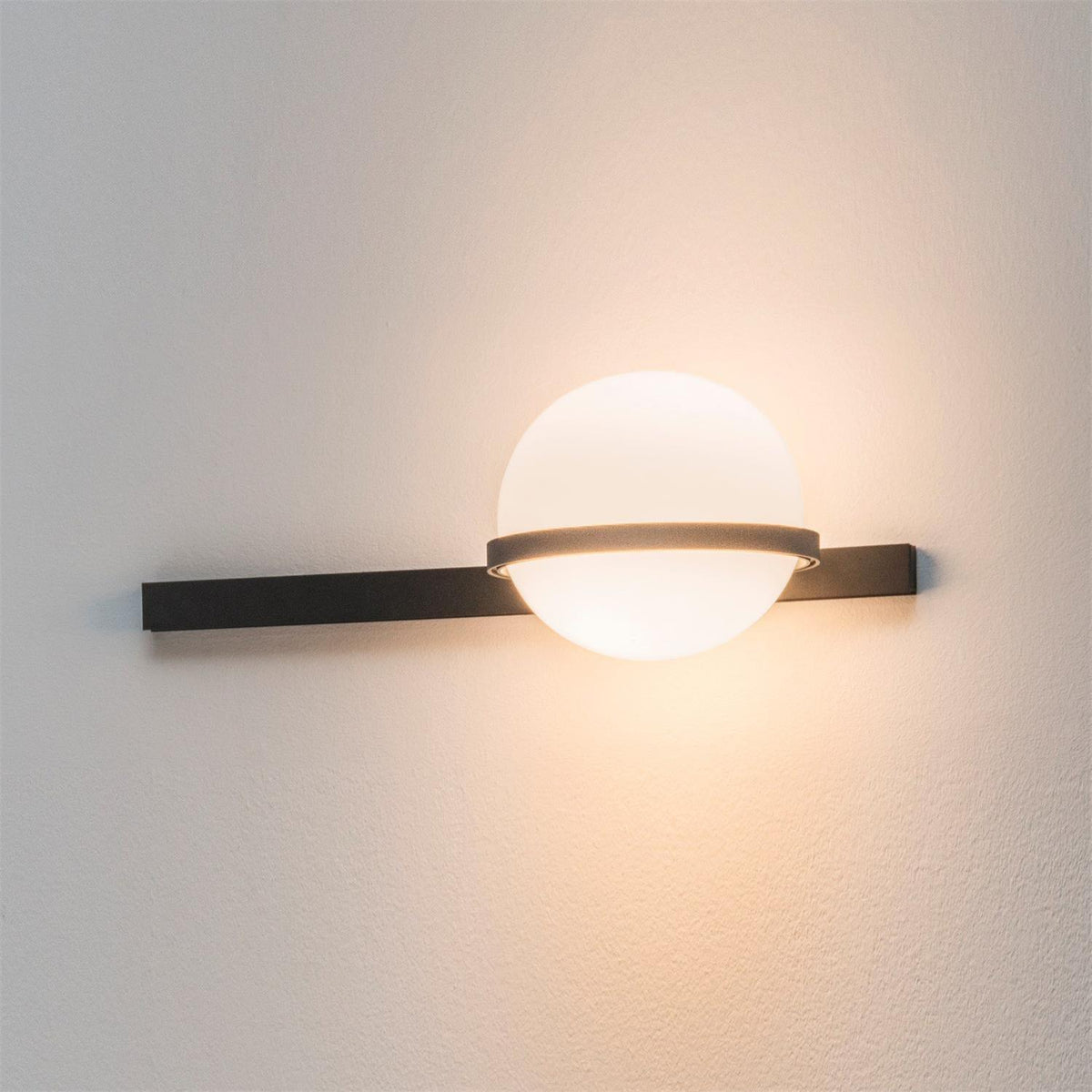 palma-wall-lamp
